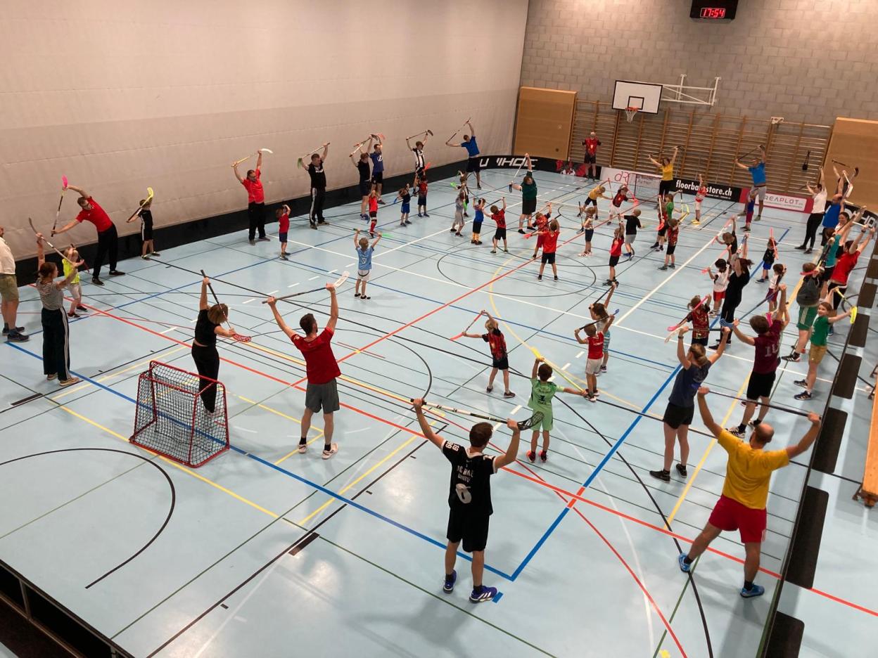 Gemeinsam am Aufwärmen.